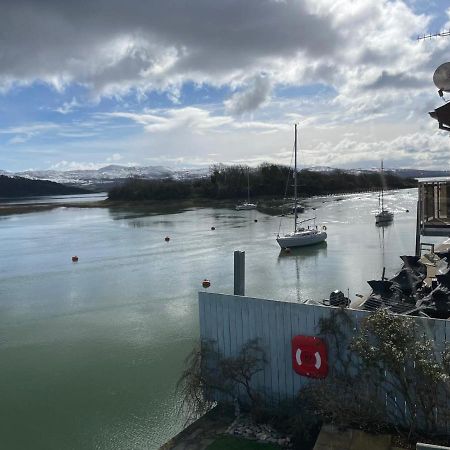 Portmadog, Oakley Wharf Apartment Porthmadog Exterior photo