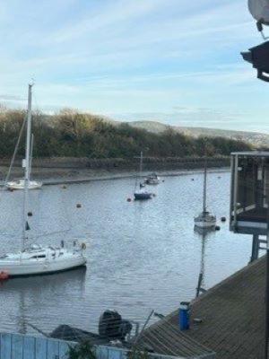 Portmadog, Oakley Wharf Apartment Porthmadog Exterior photo